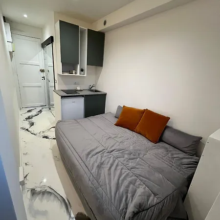 Neuf Equipe & Bien Situe Apartment *